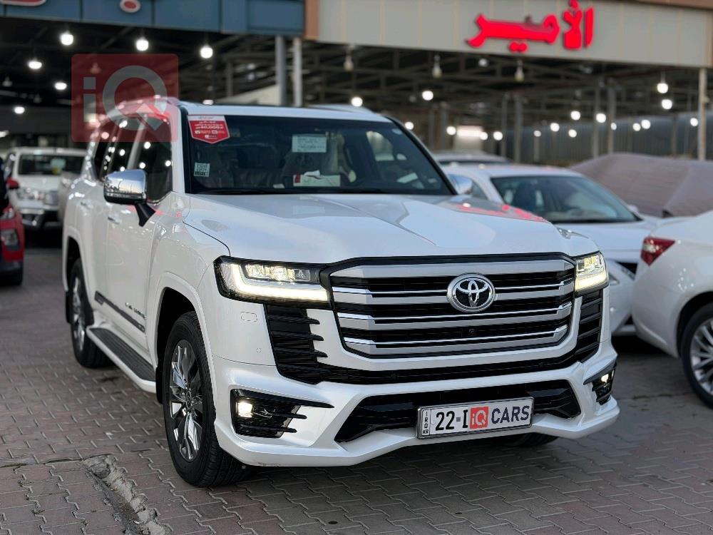 تويوتا لاندكروزر